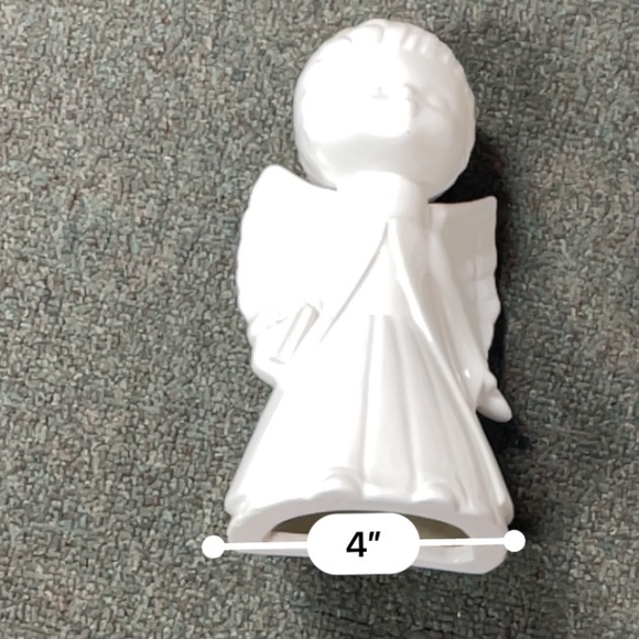 Angels - Picture 4 of 4